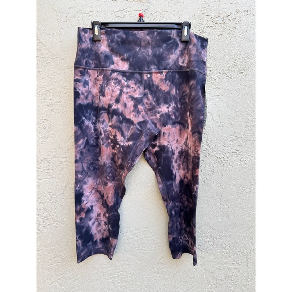 Lululemon NEW Black Crop Leggings Tye Dye Align Athleisure Workout Yoga - Picture 2 of 8